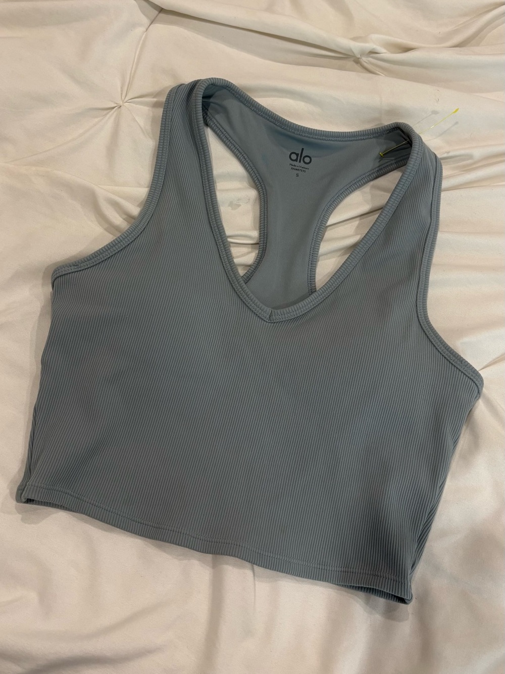 ALO Yoga Ribbed Cropped Tank with built in bra shelf with padding